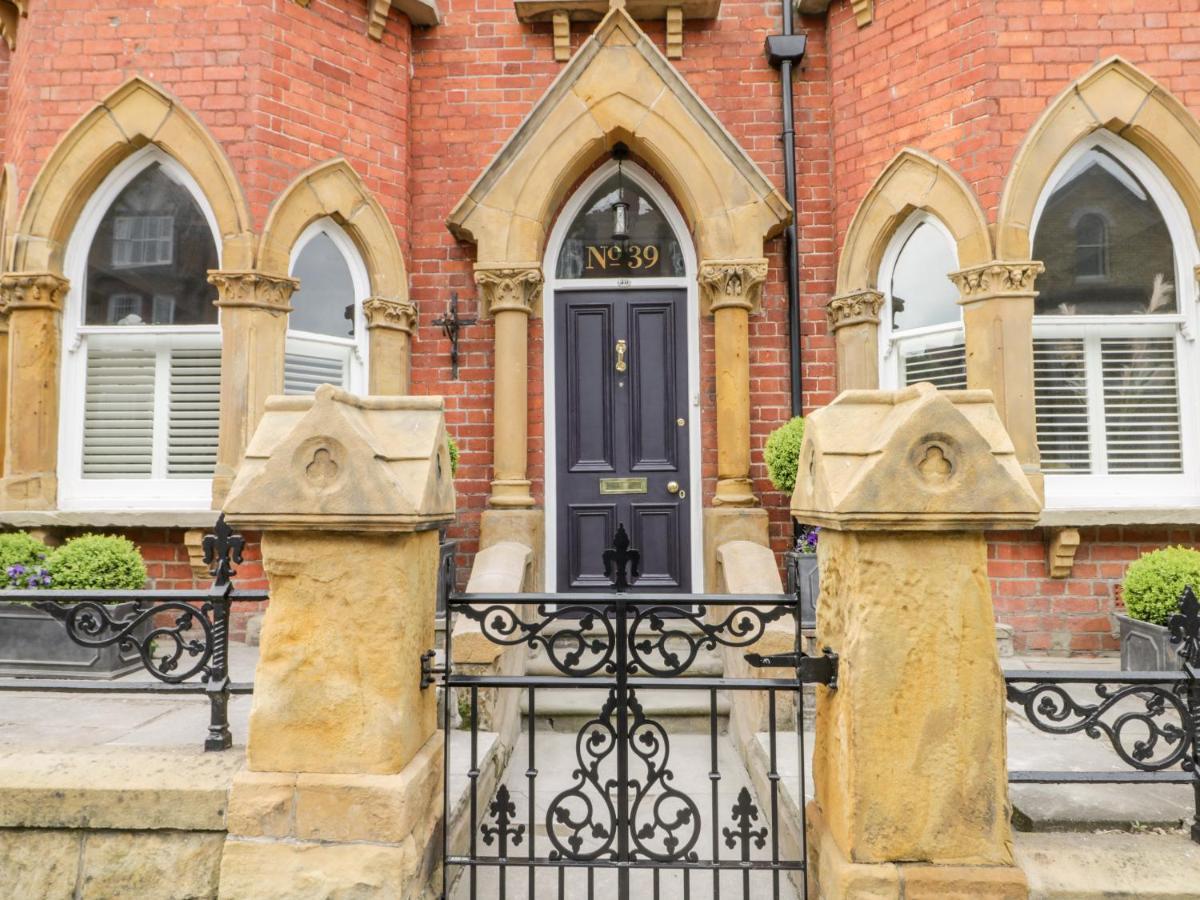 Vila 39 West Street Scarborough Exteriér fotografie